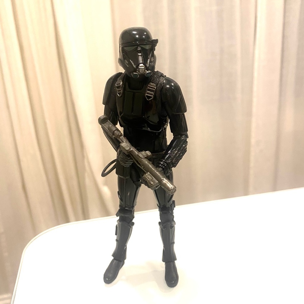 Star Wars The Black Series Archive – Imperial Death Trooper Action Figure